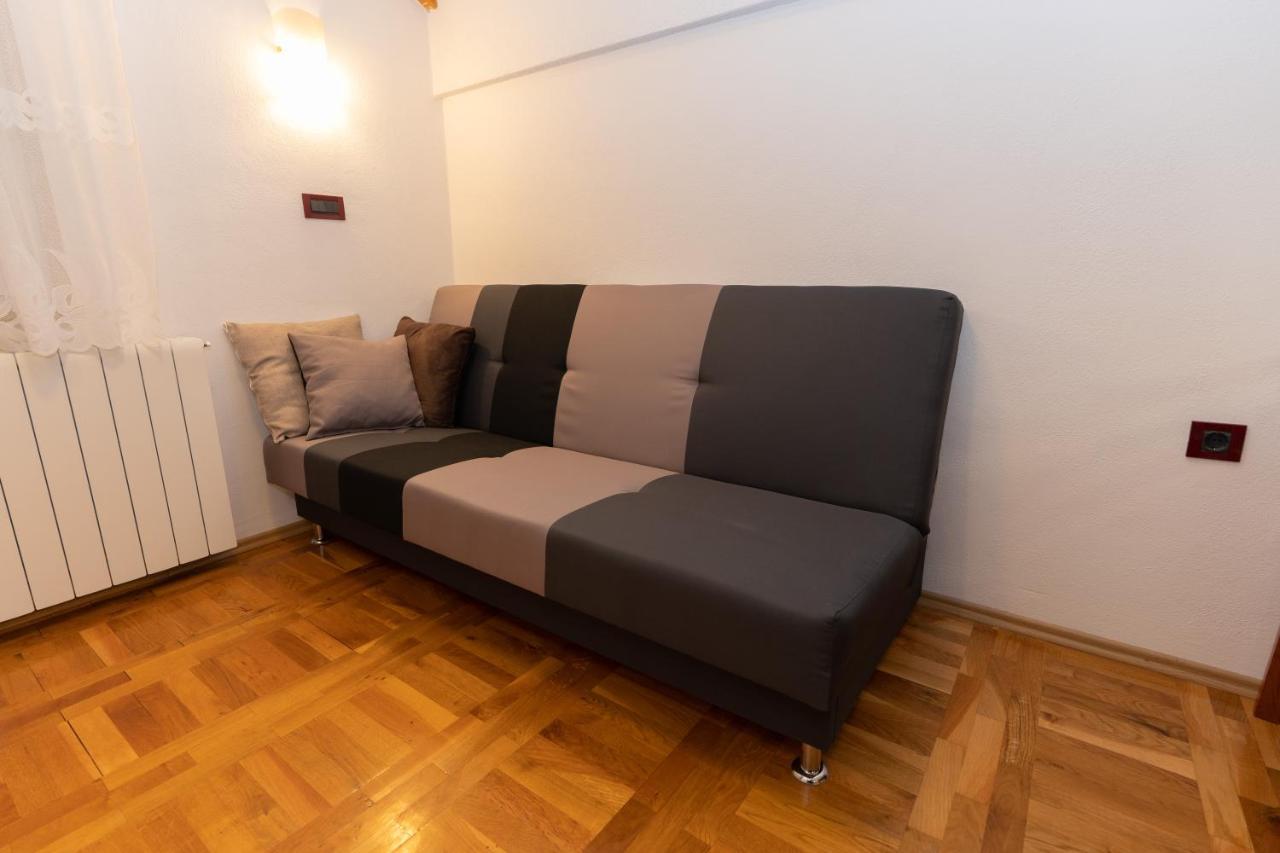Apartman Miramare Otočac Exteriér fotografie