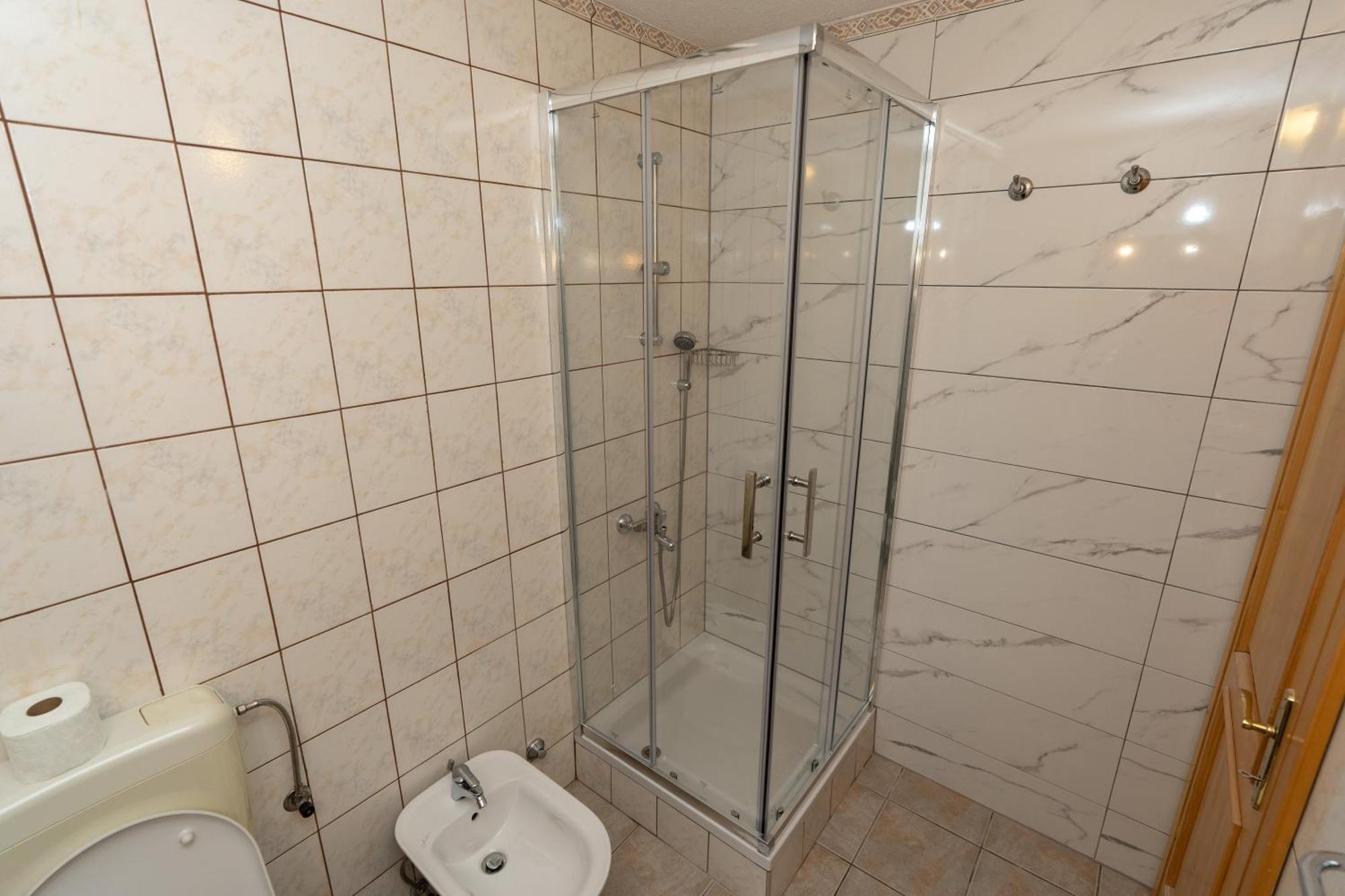Apartman Miramare Otočac Exteriér fotografie