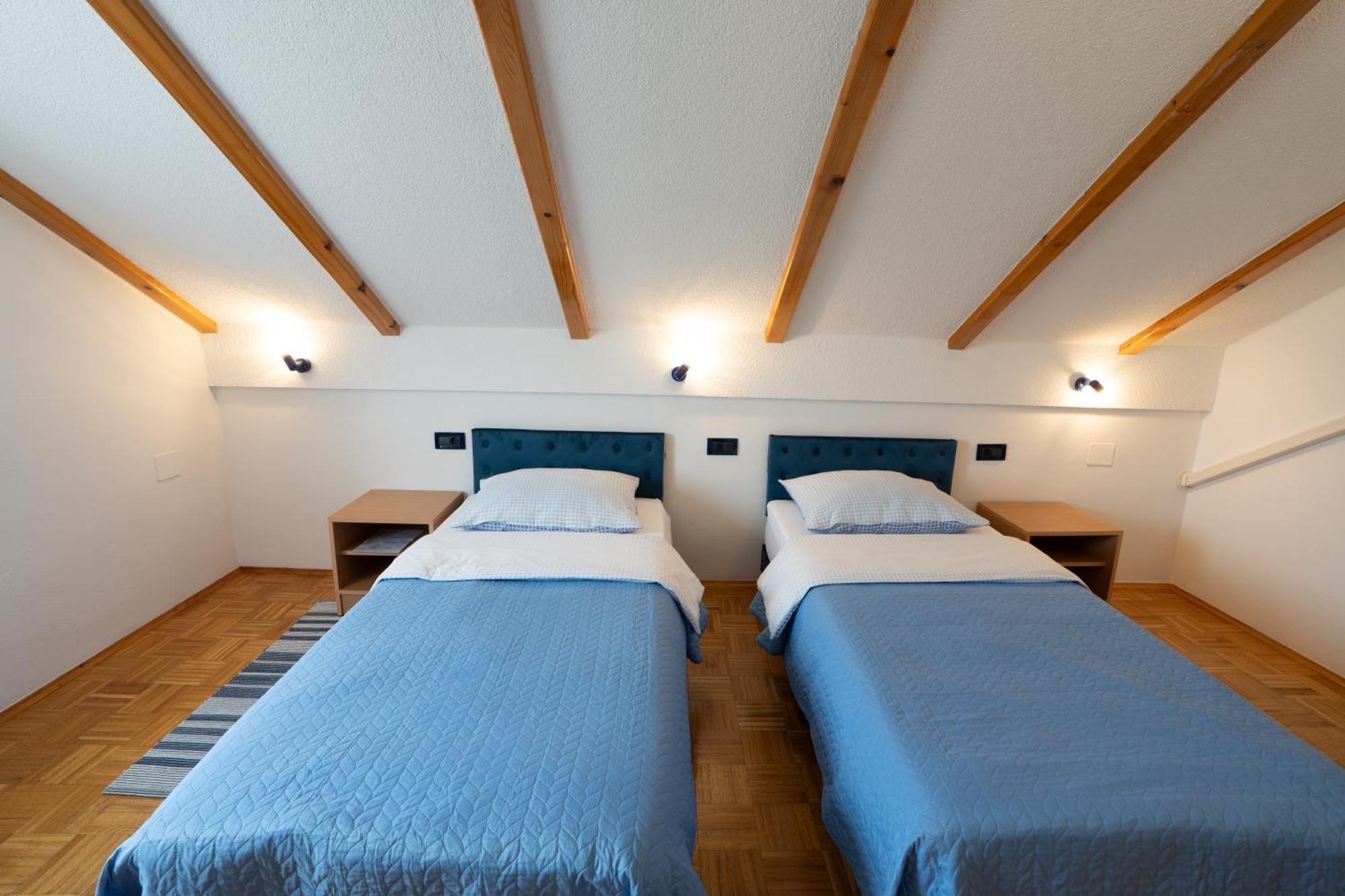 Apartman Miramare Otočac Exteriér fotografie