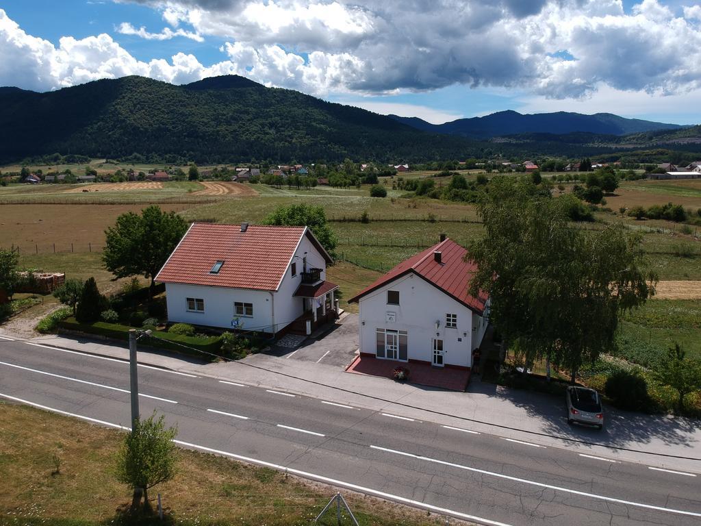 Apartman Miramare Otočac Exteriér fotografie