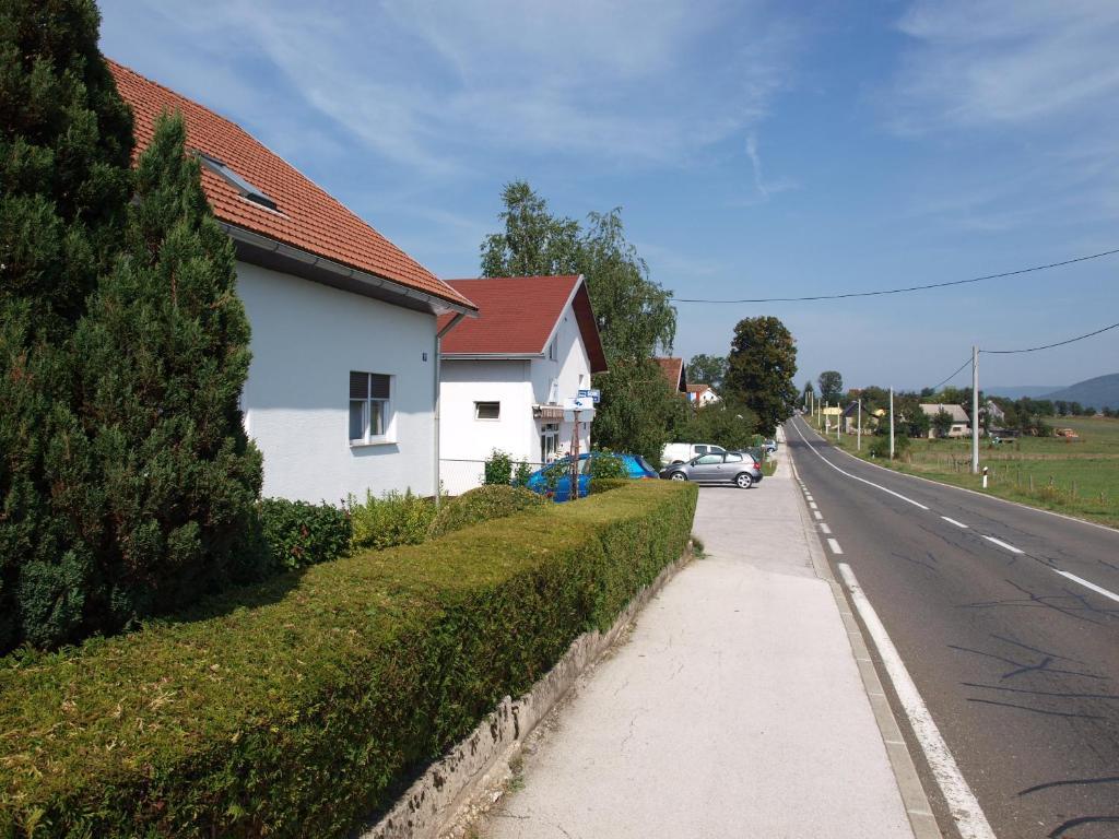 Apartman Miramare Otočac Exteriér fotografie